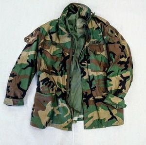 Military field Jacket (Army)  MAKE OFFER!!